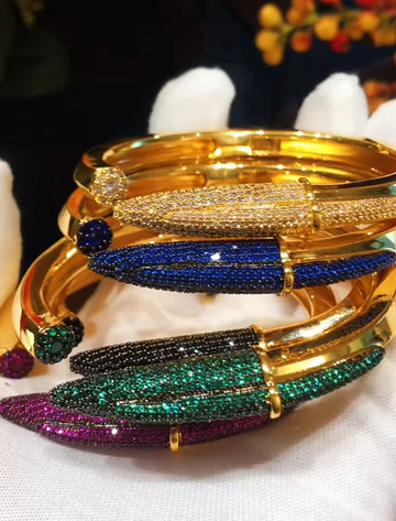 Vixen Cuff-Gold