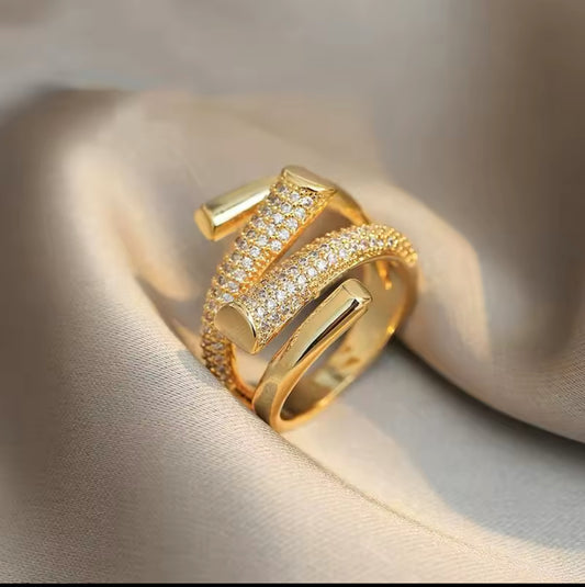 Viva Bold Ring
